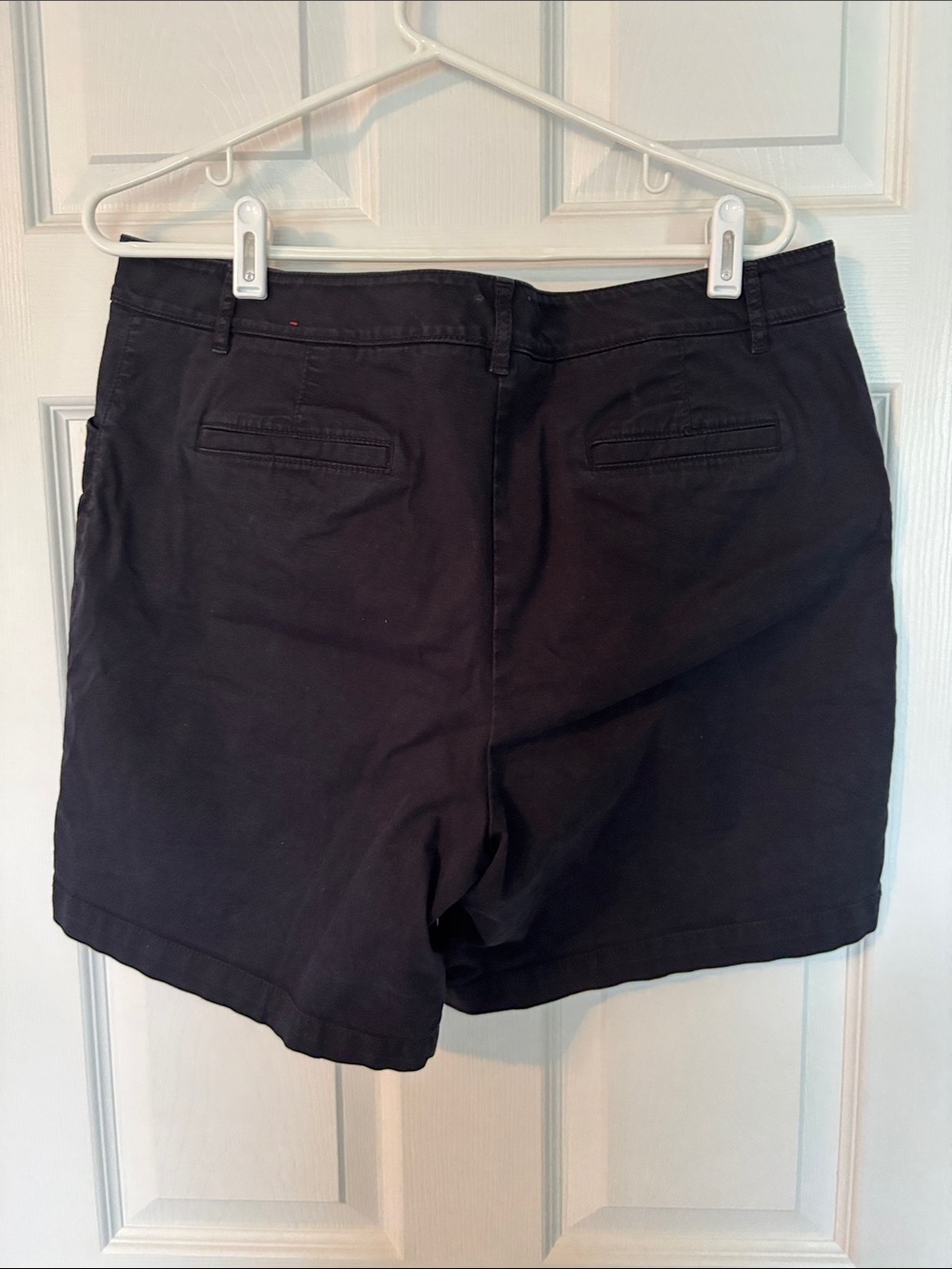 Talbots Black Shorts Size 16 - Picture 3 of 4
